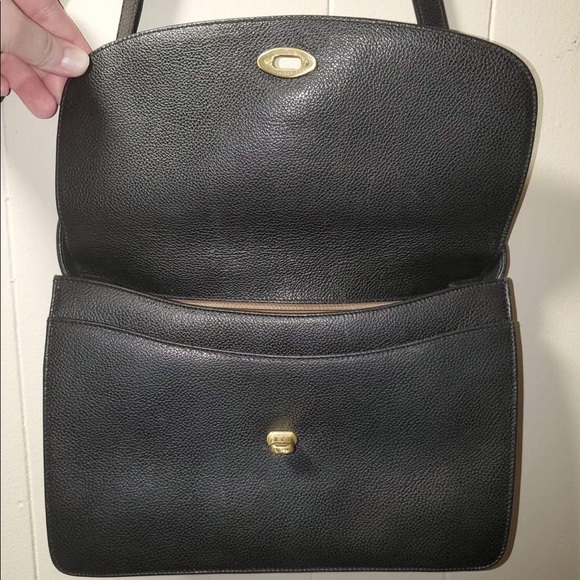 GORGEOUS Vintage COACH Shoulder bag! 👜 - Picture 5 of 7